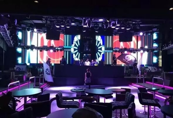 Armário esperto seguro interno da visualização ótica P4.81mm da parede do diodo emissor de luz 3840 hertz de cor completa